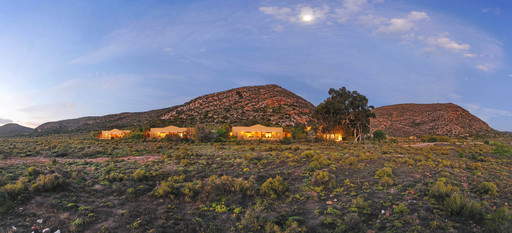 Blick auf die Tilney Manor Lodge in Südafrika | Abendsonne Afrika